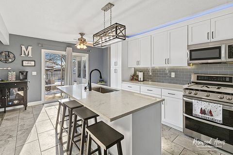 Tiny photo for 1240 E Truman Drive, Bradley, IL 60915 (MLS # 12533398)