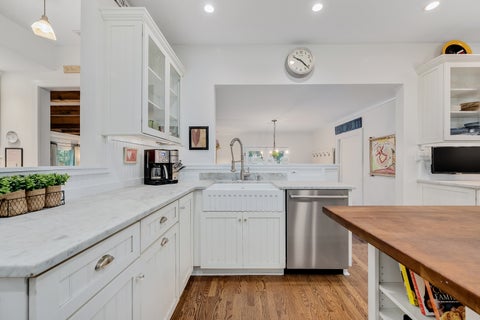 Tiny photo for 22 Arthur Avenue, Clarendon Hills, IL 60514 (MLS # 12753038)