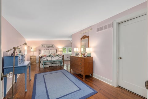Tiny photo for 22 Arthur Avenue, Clarendon Hills, IL 60514 (MLS # 12753038)