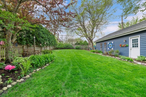 Tiny photo for 22 Arthur Avenue, Clarendon Hills, IL 60514 (MLS # 12753038)