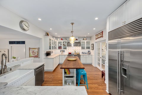 Tiny photo for 22 Arthur Avenue, Clarendon Hills, IL 60514 (MLS # 12753038)