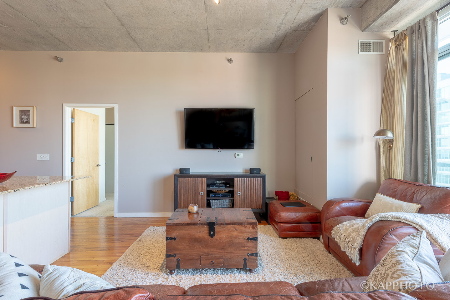 1620 S Michigan Avenue 904