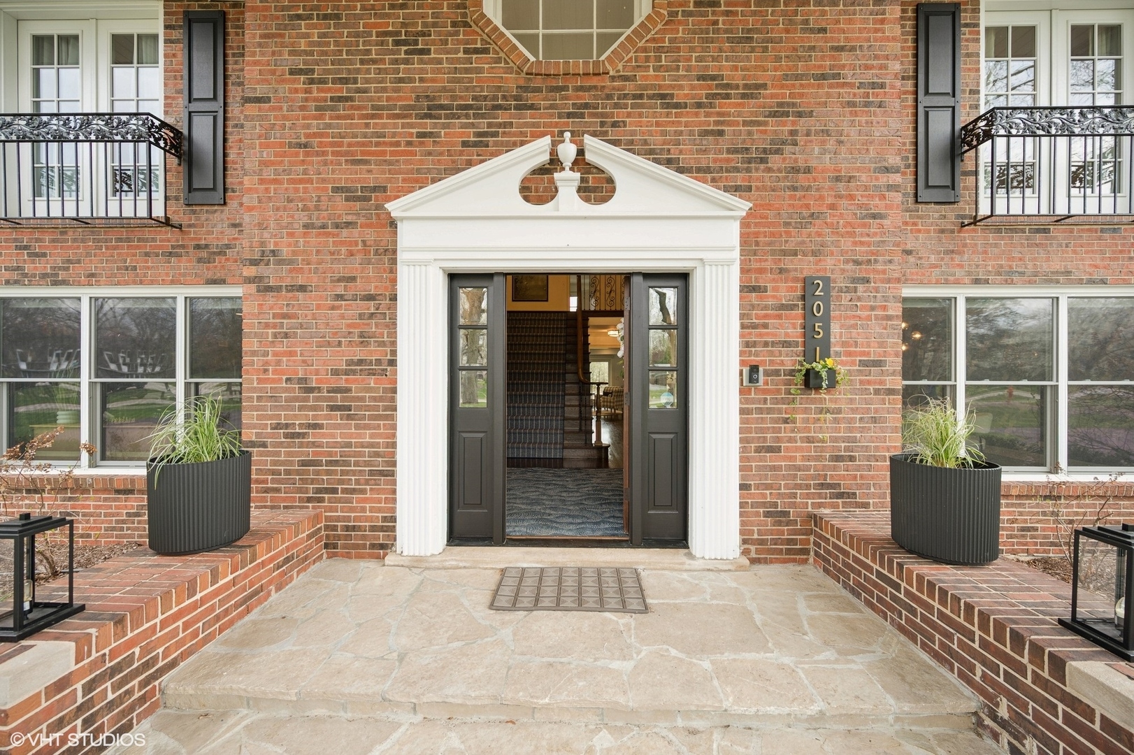 2051 Churchill Lane