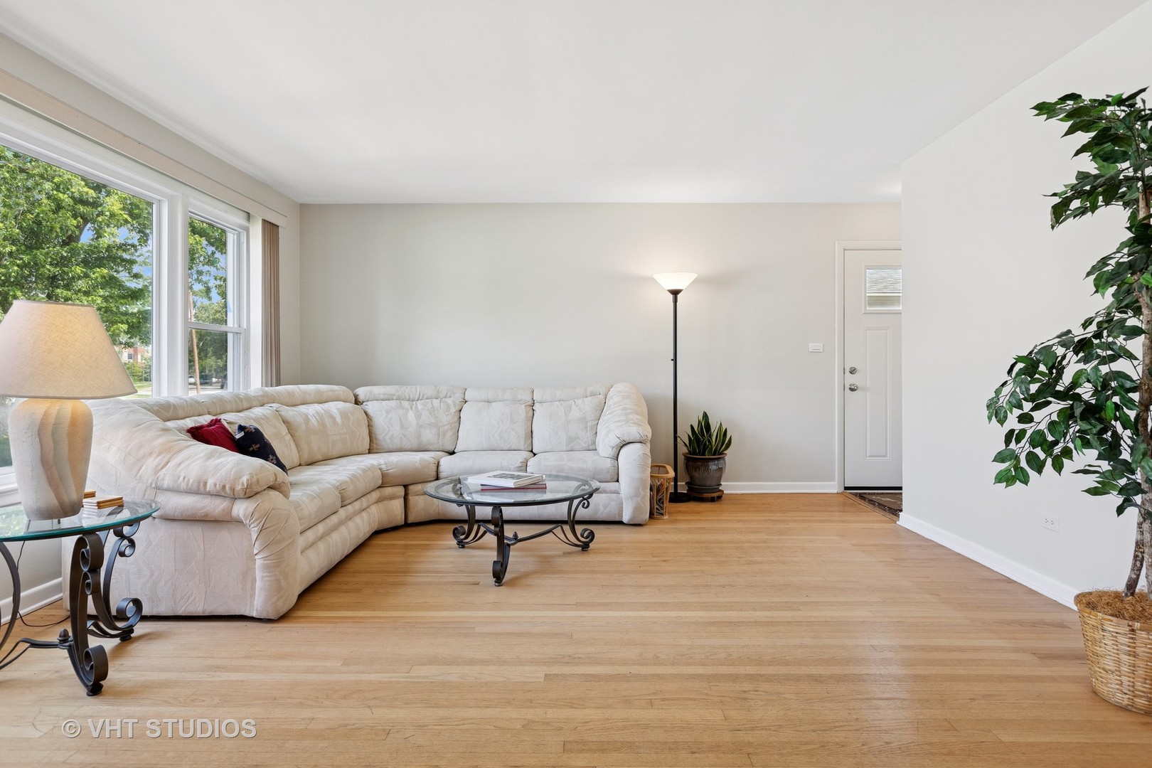 8947 Niles Center Road