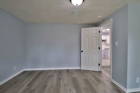 Tiny photo for 15032 Marshfield Avenue, Harvey, IL 60426 (MLS # 12432805)