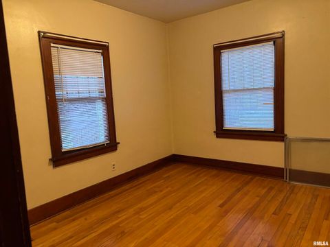 Tiny photo for 3316 AVENUE OF THE CITIES Avenue, Moline, IL 61265 (MLS # QC4259697)