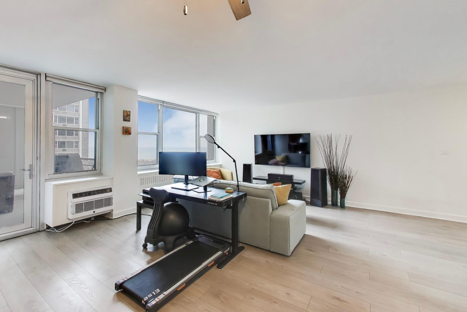 4250 N Marine Drive 2507
