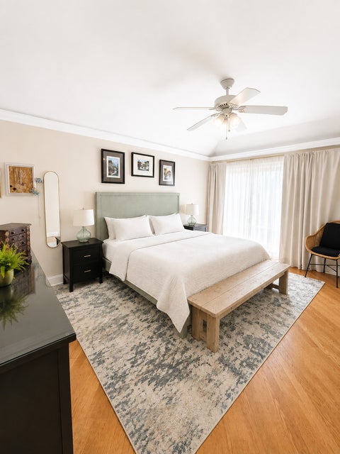 Tiny photo for 588 Onwentsia Avenue, Highland Park, IL 60035 (MLS # 12675876)