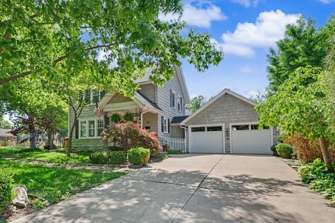 Photo of 1202 W Healey Street, Champaign, IL 61821 (MLS # 12646728)