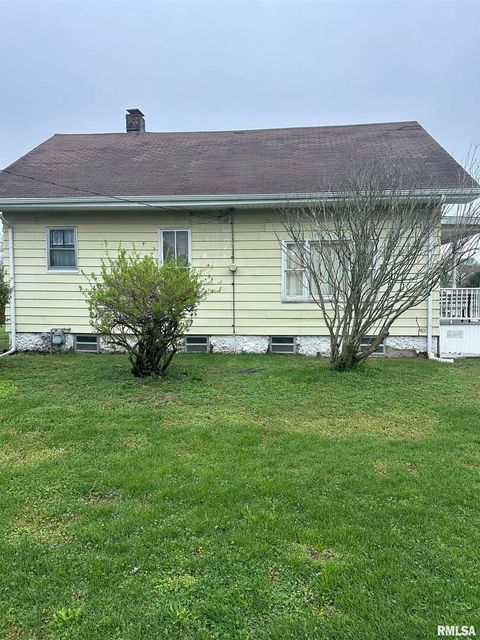 Tiny photo for 402 E Keyes Street, Duquoin, IL 62832 (MLS # EB457429)
