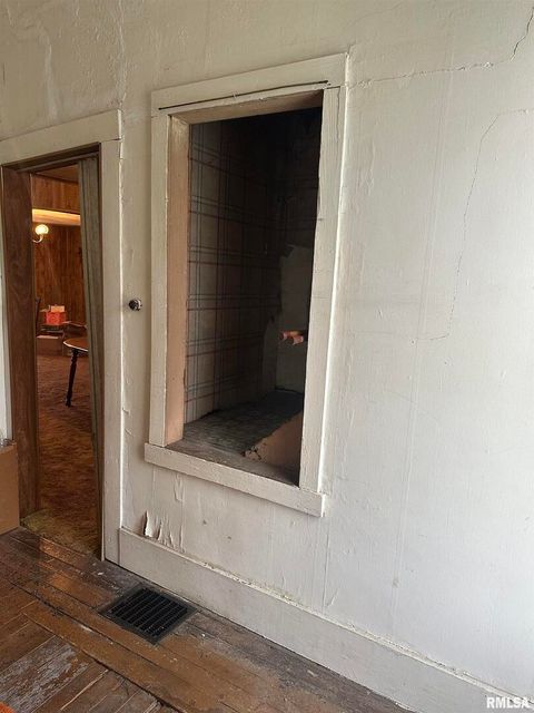 Tiny photo for 402 E Keyes Street, Duquoin, IL 62832 (MLS # EB457429)