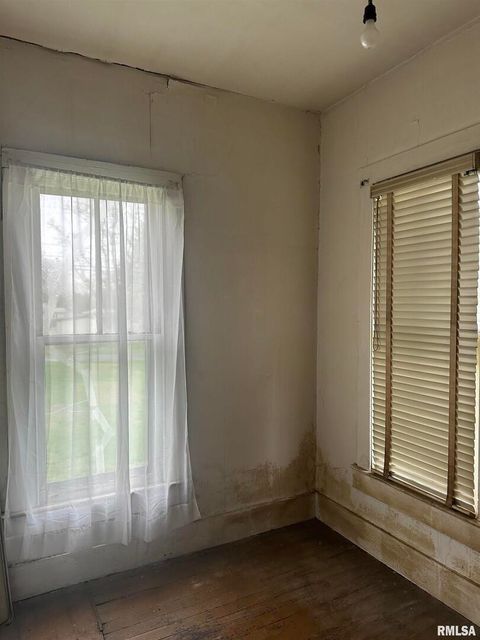 Tiny photo for 402 E Keyes Street, Duquoin, IL 62832 (MLS # EB457429)