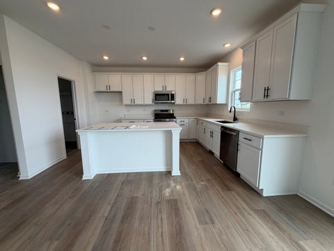 Tiny photo for 737 Fairfield Drive, Oswego, IL 60543 (MLS # 12692403)