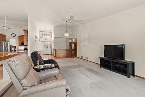 Tiny photo for 16300 Chickadee Circle, Orland Park, IL 60467 (MLS # 12529569)