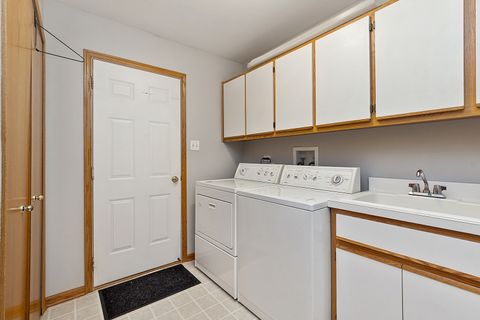 Tiny photo for 16300 Chickadee Circle, Orland Park, IL 60467 (MLS # 12529569)