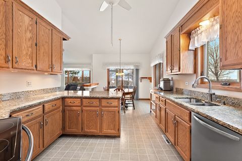 Tiny photo for 16300 Chickadee Circle, Orland Park, IL 60467 (MLS # 12529569)