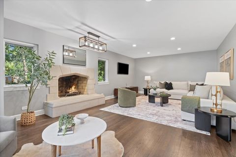 Tiny photo for 2951 Colfax Street, Evanston, IL 60201 (MLS # 12492986)