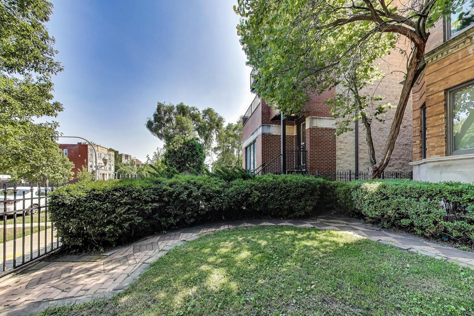 6318 S Greenwood Avenue 3