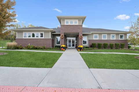 Tiny photo for 431 Mahogany Drive, Algonquin, IL 60102 (MLS # 12487306)