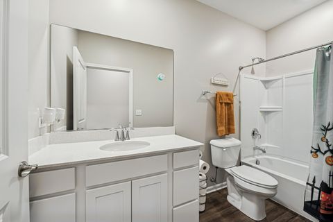 Tiny photo for 431 Mahogany Drive, Algonquin, IL 60102 (MLS # 12487306)