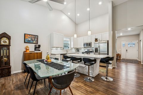 Tiny photo for 431 Mahogany Drive, Algonquin, IL 60102 (MLS # 12487306)