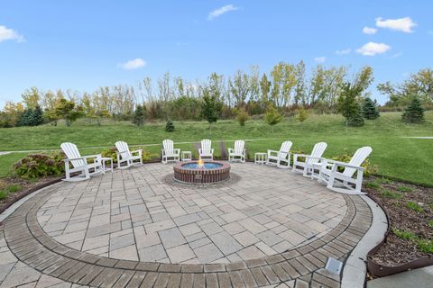 Tiny photo for 431 Mahogany Drive, Algonquin, IL 60102 (MLS # 12487306)