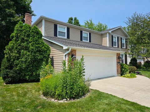 Tiny photo for 913 Warwick Lane, Libertyville, IL 60048 (MLS # 12589334)