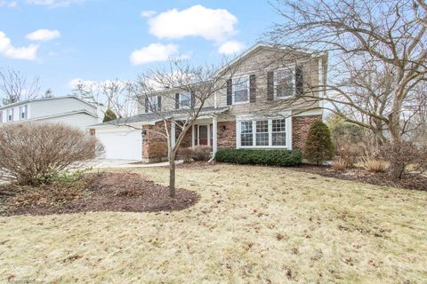 Tiny photo for 913 Warwick Lane, Libertyville, IL 60048 (MLS # 12589334)