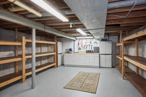 Tiny photo for 913 Warwick Lane, Libertyville, IL 60048 (MLS # 12589334)