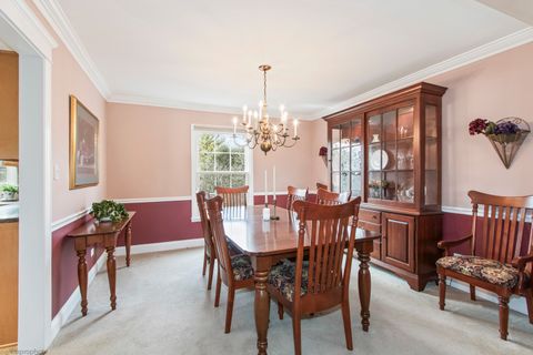 Tiny photo for 913 Warwick Lane, Libertyville, IL 60048 (MLS # 12589334)