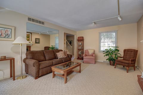 Tiny photo for 1108 Crestview Road, Sterling, IL 61081 (MLS # 12689287)