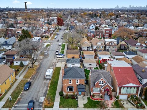 Tiny photo for 2959 N Neenah Avenue, Chicago, IL 60634 (MLS # 12530081)