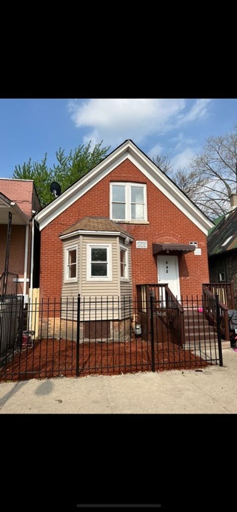 442 N HARDING Avenue Chicago IL 60624