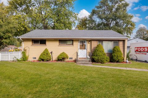 Photo of 8245 S 83rd Avenue, Justice, IL 60458 (MLS # 12506989) Photo of 8245 S 83rd Avenue, Justice, IL 60458 (MLS # 12506989)