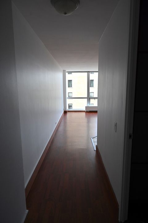 Tiny photo for 2400 N Lakeview Avenue #402, Chicago, IL 60614 (MLS # 12673641)