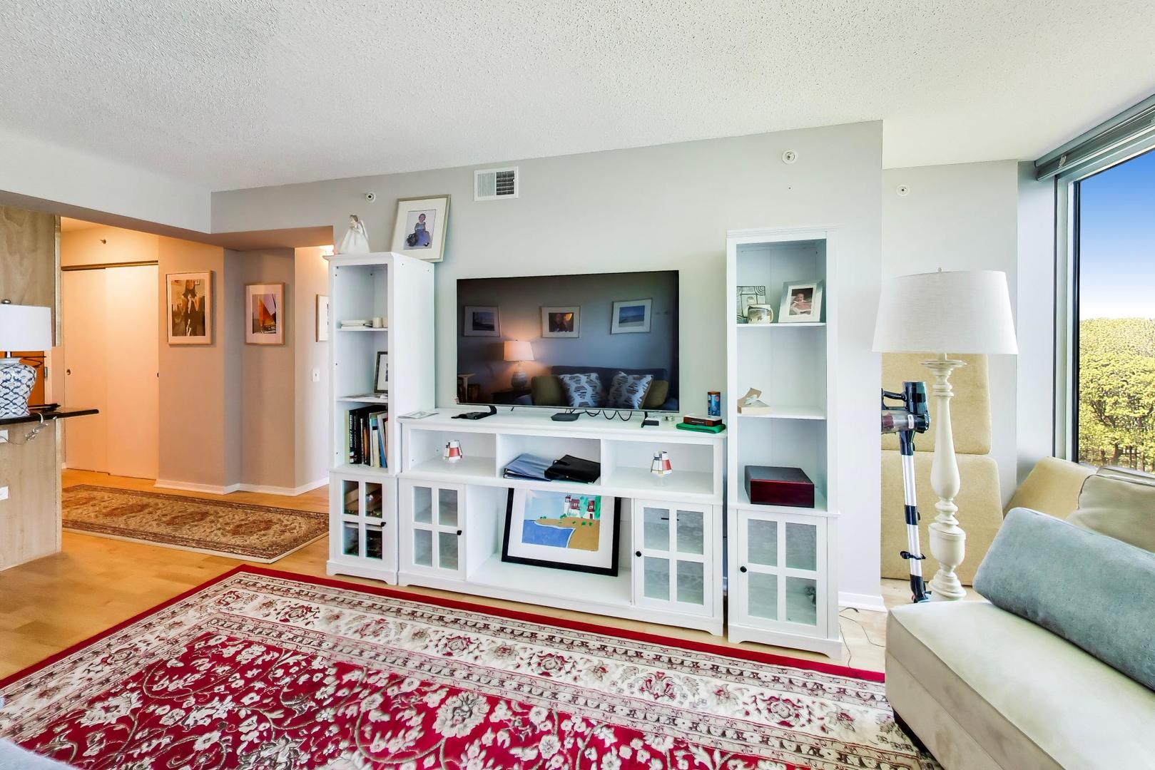9655 WOODS Drive 814