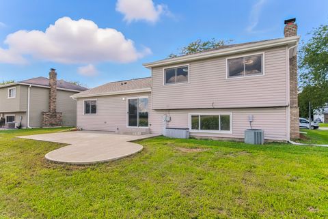 Tiny photo for 733 Old Meadow Road, Matteson, IL 60443 (MLS # 12463048)