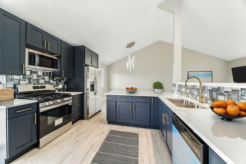 Tiny photo for 733 Old Meadow Road, Matteson, IL 60443 (MLS # 12463048)