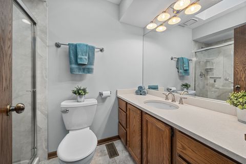 Tiny photo for 955 N Dexter Lane, Hoffman Estates, IL 60169 (MLS # 12484993)