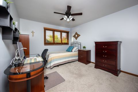 Tiny photo for 955 N Dexter Lane, Hoffman Estates, IL 60169 (MLS # 12484993)
