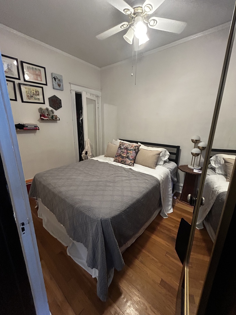 2602 W Winona Street 1E