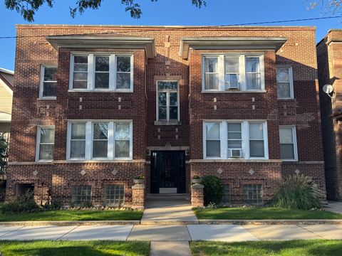 2602 W Winona Street 1E Chicago IL 60625