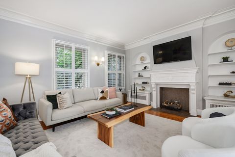 Tiny photo for 2726 N PINE GROVE Avenue #1N, Chicago, IL 60614 (MLS # 12480564)