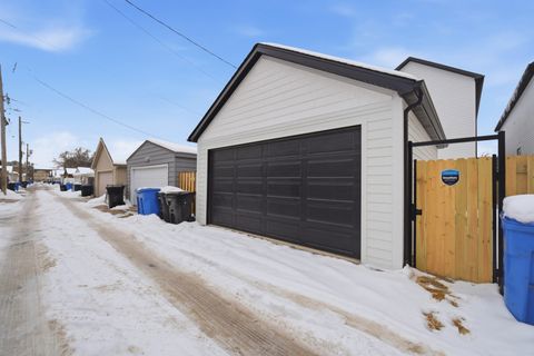 Tiny photo for 4910 N Austin Avenue, Chicago, IL 60630 (MLS # 12527376)