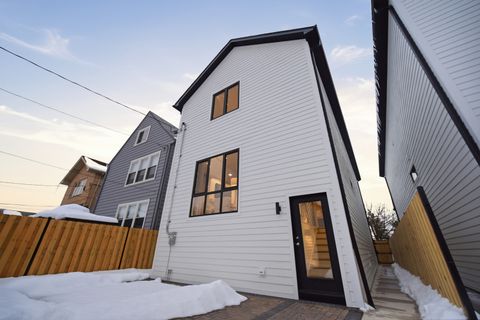 Tiny photo for 4910 N Austin Avenue, Chicago, IL 60630 (MLS # 12527376)