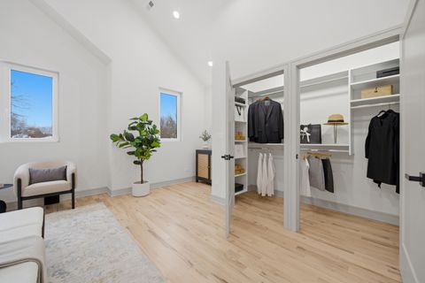 Tiny photo for 4910 N Austin Avenue, Chicago, IL 60630 (MLS # 12527376)