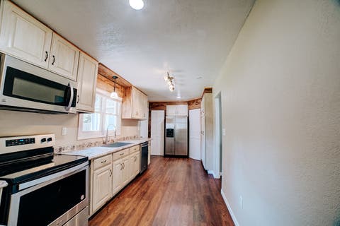 Tiny photo for 835 E Locust Street, Watseka, IL 60970 (MLS # 12707087)