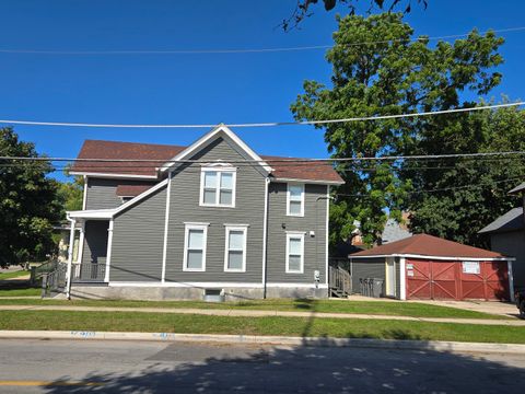 Tiny photo for 277 Gifford Place, Elgin, IL 60120 (MLS # 12465446)