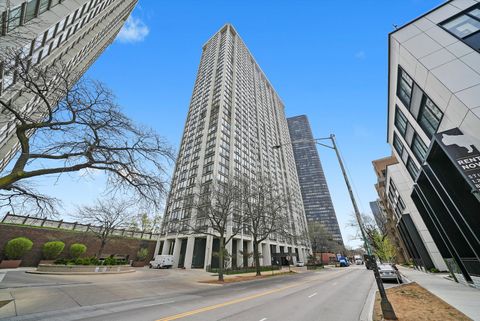 5445 N Sheridan Road 2012 Chicago IL 60640