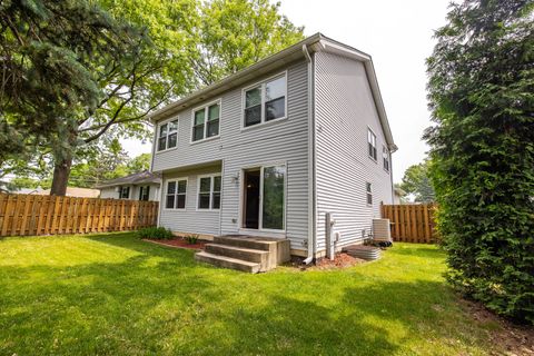 Tiny photo for 340 Hubbard Avenue, Elgin, IL 60123 (MLS # 12393052)